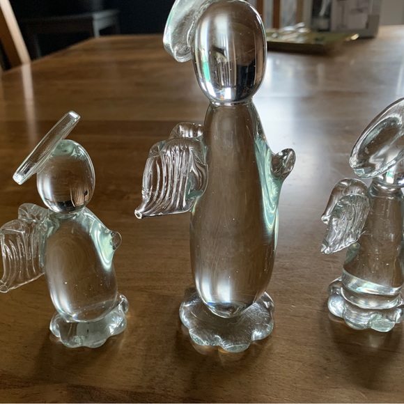 Trio of hand blown glass angels. - Picture 3 of 5